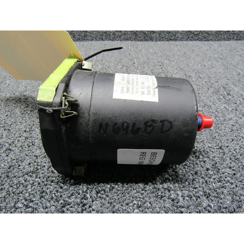 7040-B4L United Instruments Beechcraft Vertical Speed Indicator, Lighted