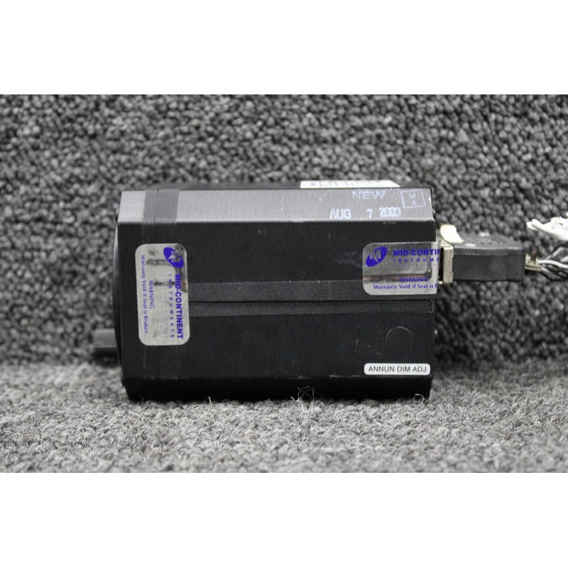 013-00049-01 Garmin GI-106A VOR-LOC Glideslope Indicator (Volts: 14 or 28)