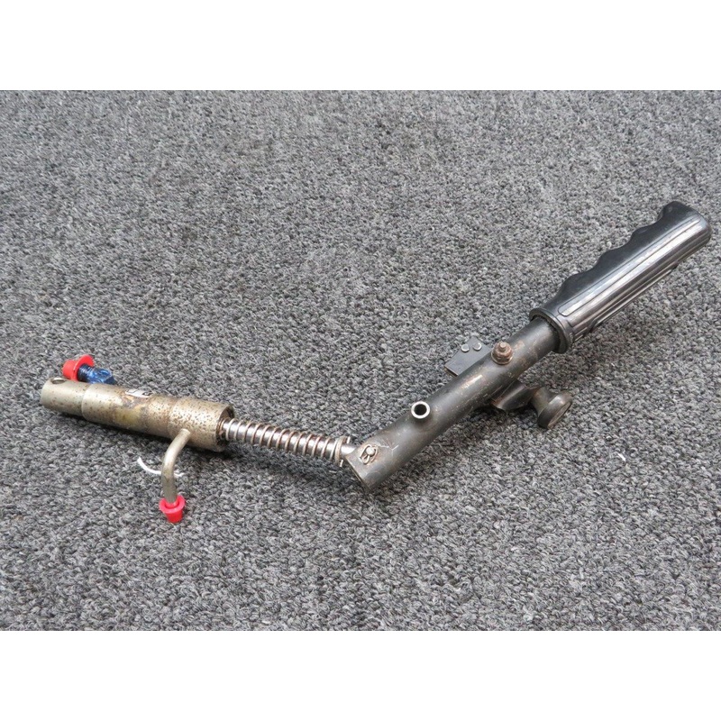 10-22 Cleveland PA-28 Parking Brake Handle W/ Assembly