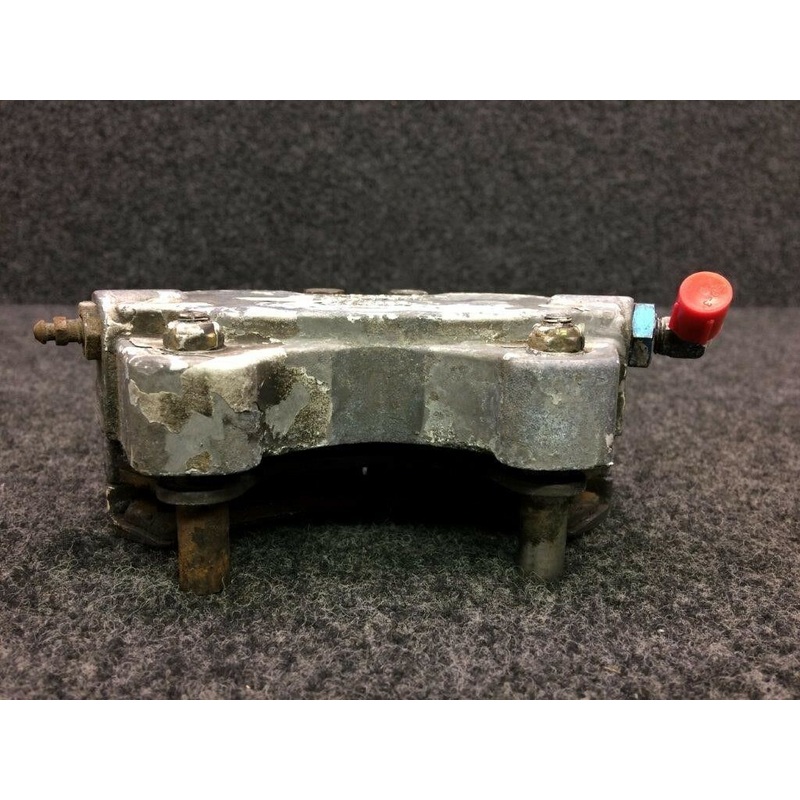 D-30118-4 Cessna TR182 McCauley Brake Cylinder Assy