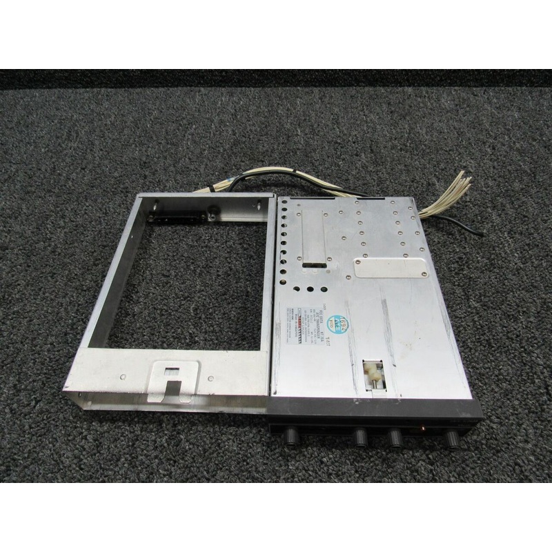 066-1062-00 Bendix King KT-76A ATC Transponder W/ Tray (Volts: 14)