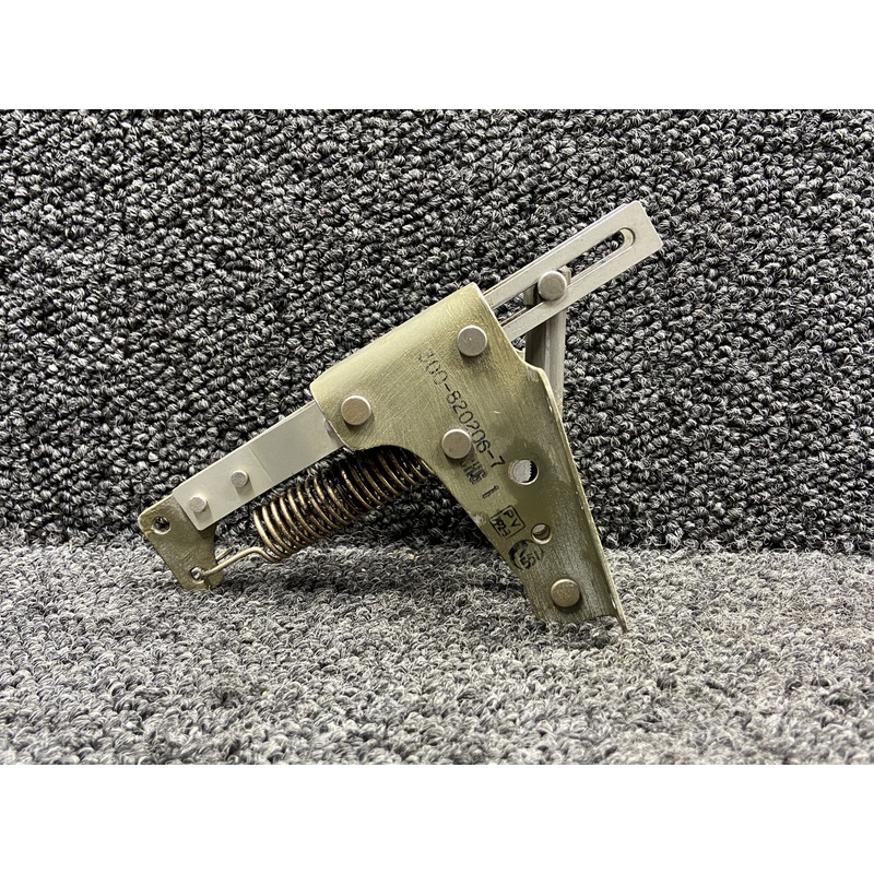 300-820206-7, 300-810621-1 Rockwell 700 Emergency Gear Release Bracket w Guide