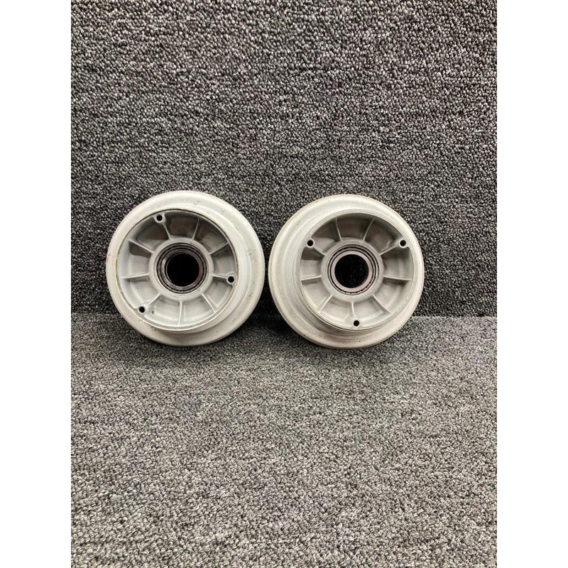 40-113 (USE: C163001-0104) Cleveland 6.00-6 Main Wheel Assembly
