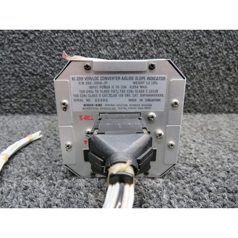 066-3056-01 Bendix KI-209 VOR, LOC, Glideslope Indicator with Mods (11-33V)