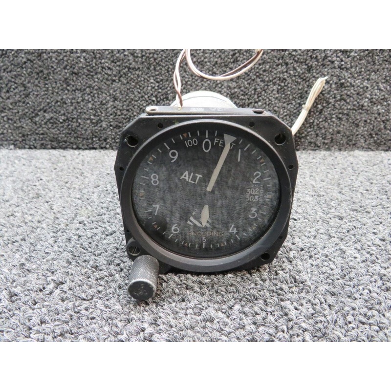 United Instruments Encoding Altimeter Indicator (Data Tag Illegible)