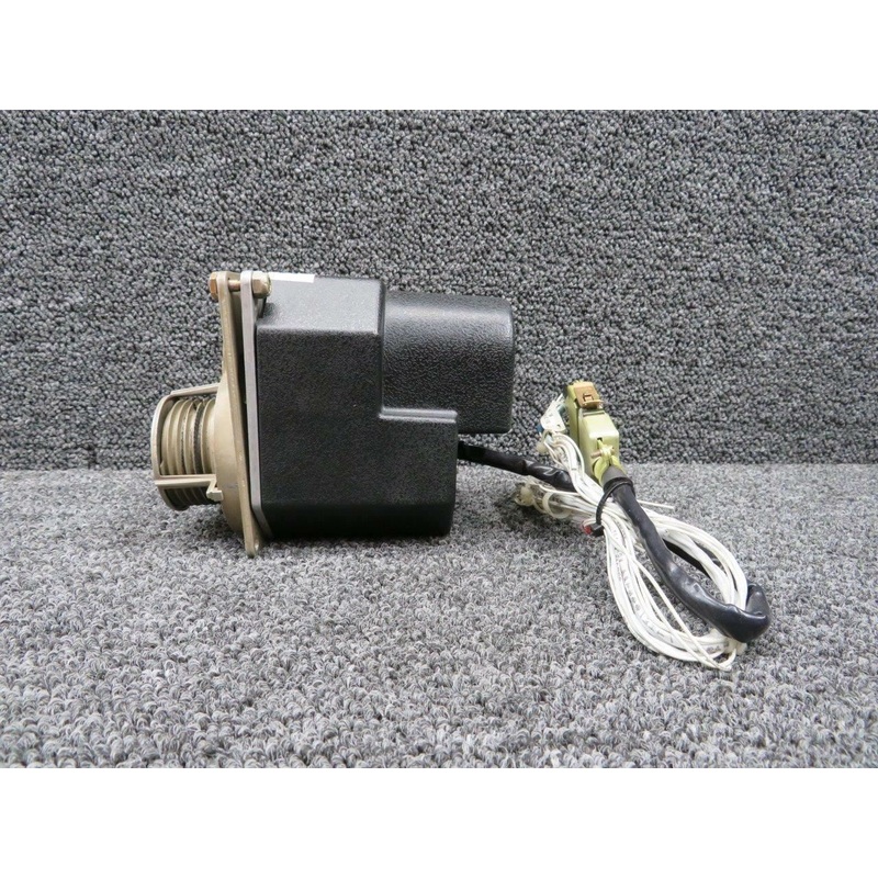 065-00178-2200 (USE: KS-270C) Cessna 182T Bendix King Pitch Servo (Volts: 28)