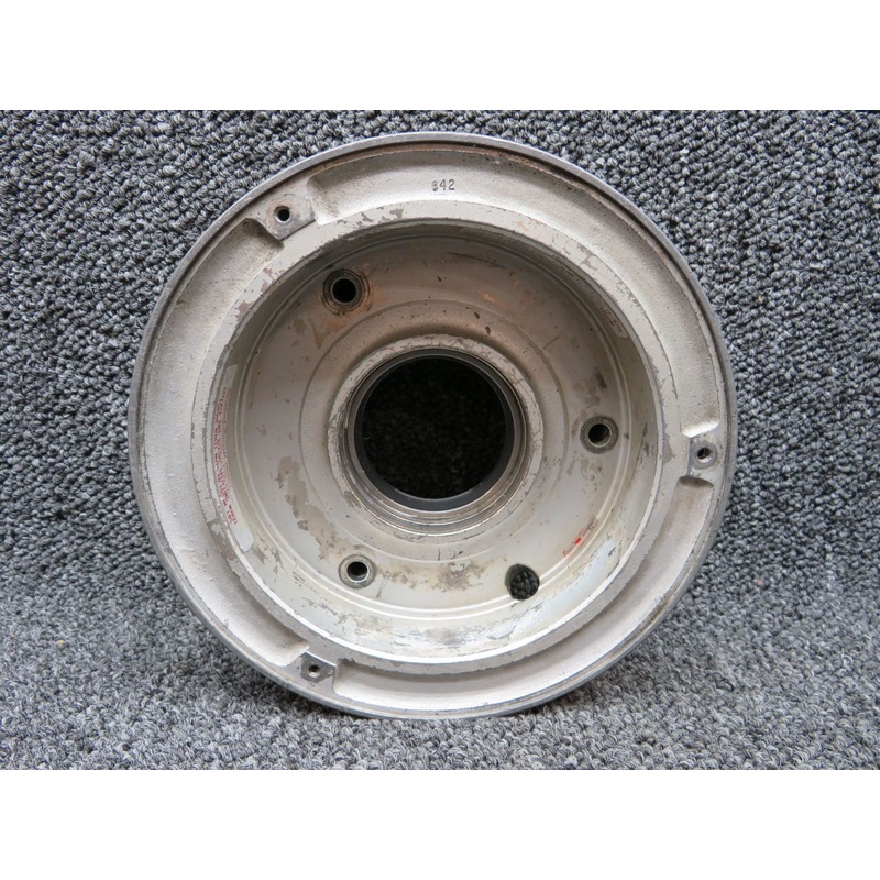 40-86 Piper PA28R-200 Cleveland Main Wheel Assy 6.00×6 (No Bearings)