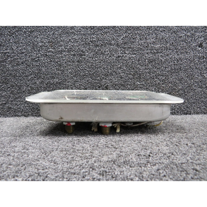 436832 Piper PA28-140 Fuel and Oil Instrument Cluster