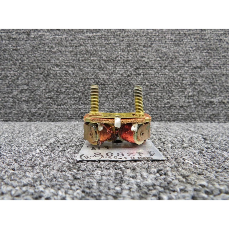 827725 Stewart-Warner Oil Temperature Gauge (Worn Paint)