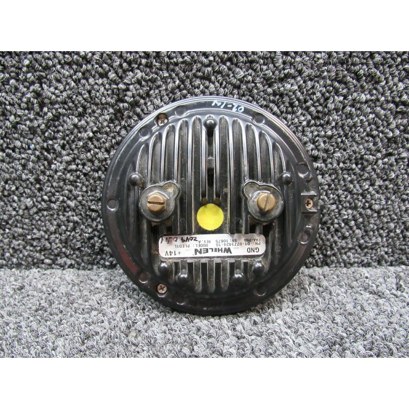 01-0771424-10 Bellanca 8KCAB Whelen LED Landing Light (Volts: 14)