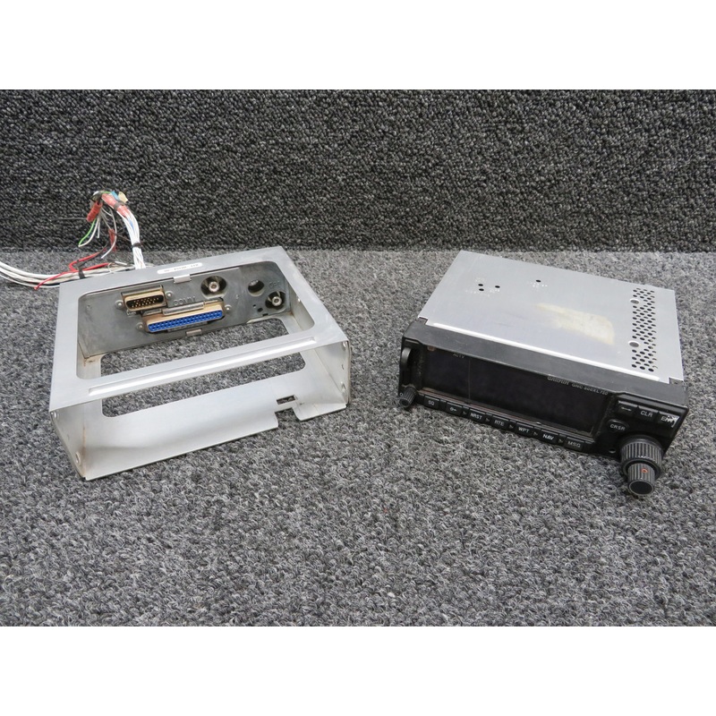 011-00433-00 Garmin GNC-300XL GPS-Com Radio with Tray (Volts: 14)