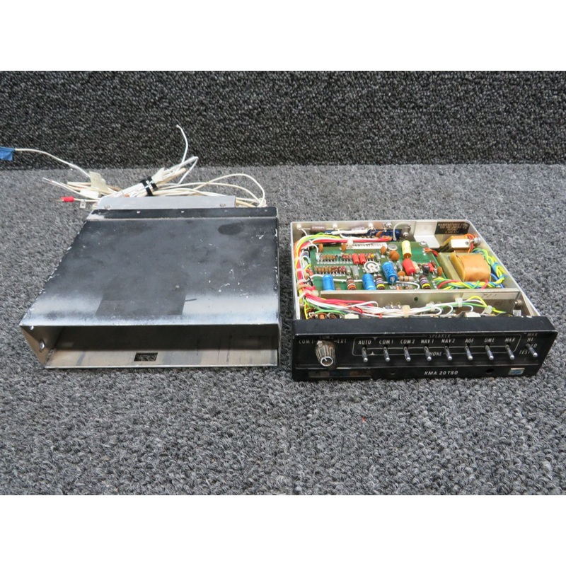 066-1024-03 King Radio KMA-20 Audio Selector Panel with Tray (14 or 28V) (Core)