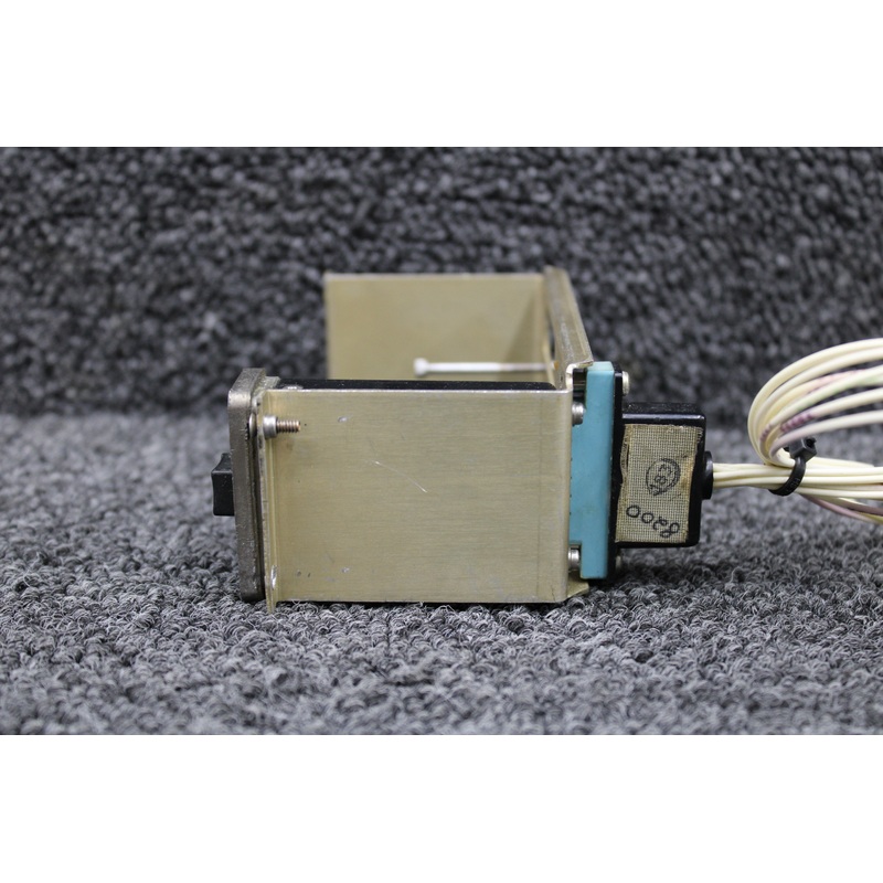 065-0035-01 King Radio KC-291 Yaw Controller with Bracket (Volts: 14 or 28)