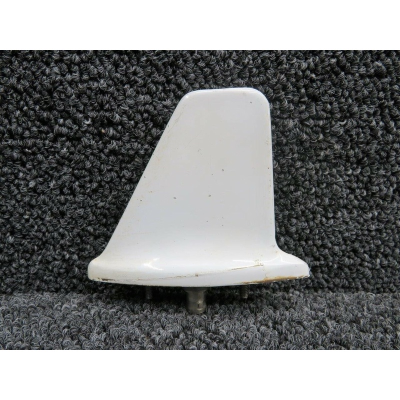 42940 (M/N: A-119A) Cessna A185F Aircraft Radio Control Antenna DME Transponder