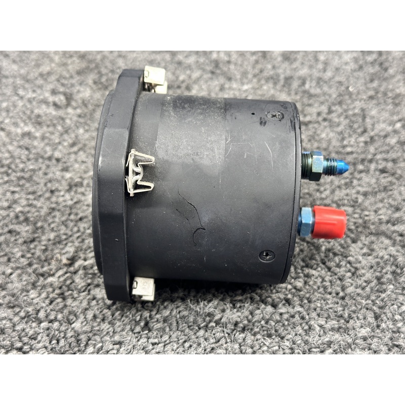 6331 (Alt: PS50031-6-4) United Inst Manifold Fuel Pressure Indicator (Minor Fog)