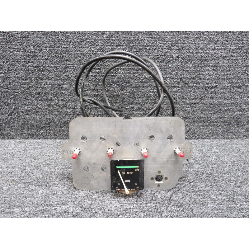 813190 Stewart-Warner Oil Temperature Indicator with Tray