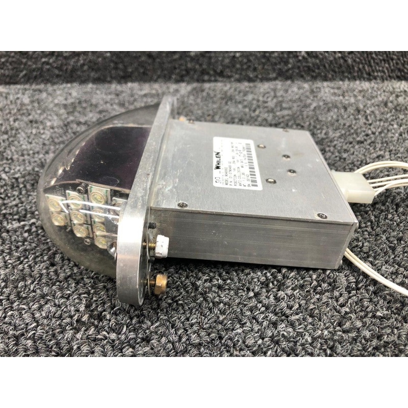 01-0790400-02 Whelen 9040002 LED Nav Anti-Collision Light LH (14V, 7.2A)