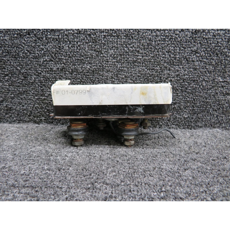 C669511-0102 Cessna Fuel Quantity Cluster Indicator (Worn Face) (Volts: 12)