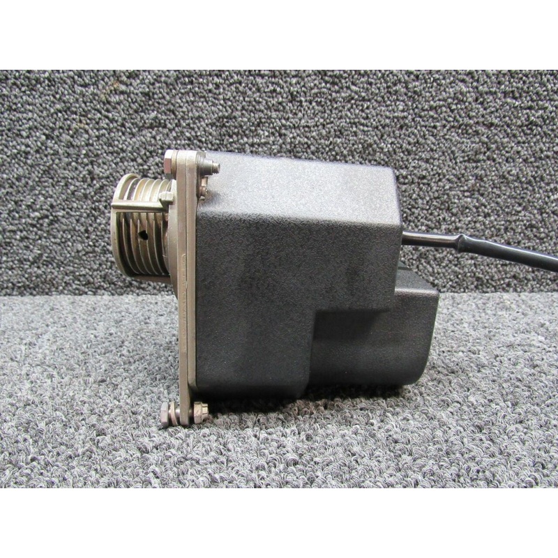 065-0059-02 Piper PA31-T1 Bendix King KS270A Pitch Servo (Volts: 14/28)