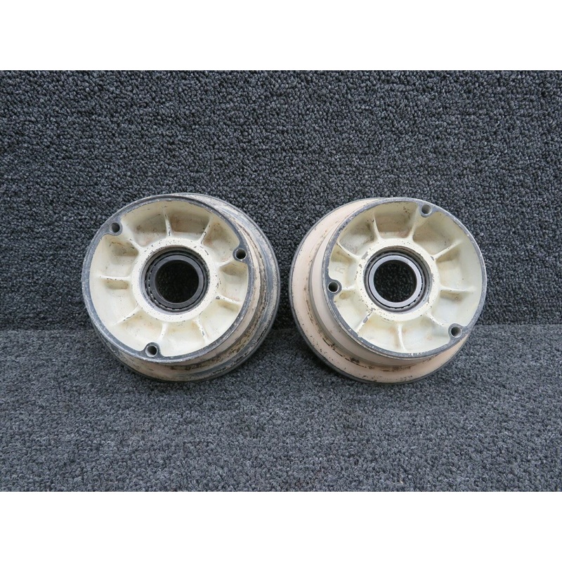 40-140A Cessna 402C Cleveland Three Bolt Nose Gear Wheel Assembly 6.00×6