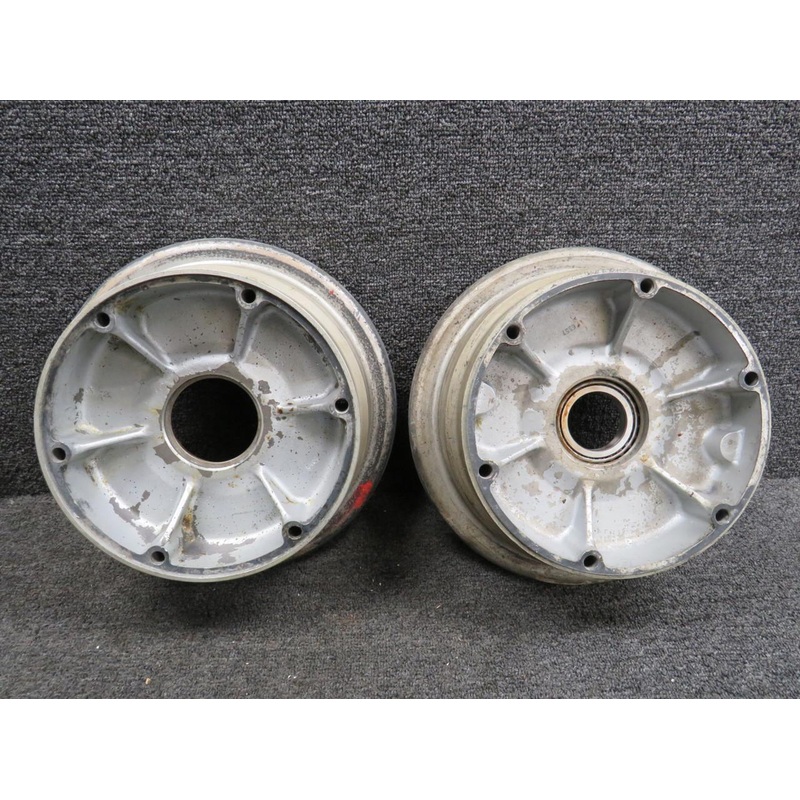 40-98A Cleveland 7.00-8 Wheel Assembly