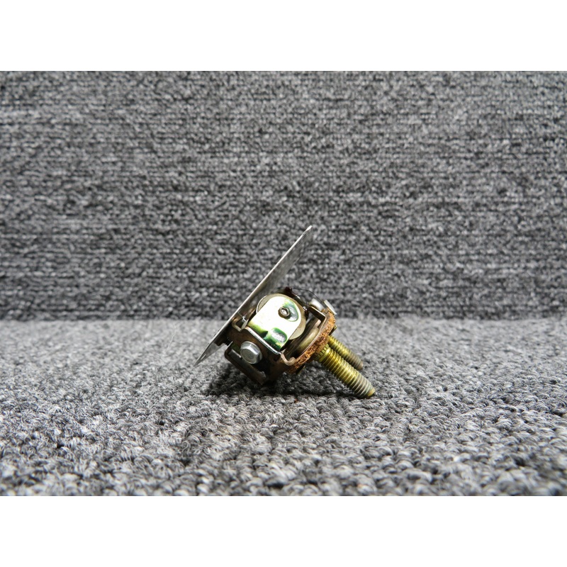 819140 Stewart-Warner Left Fuel Quantity Indicator