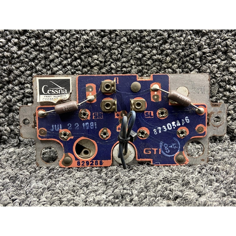 C669537-0106 Stewart Warner Dual Fuel Quantity Indicator (Minus Face Cover)
