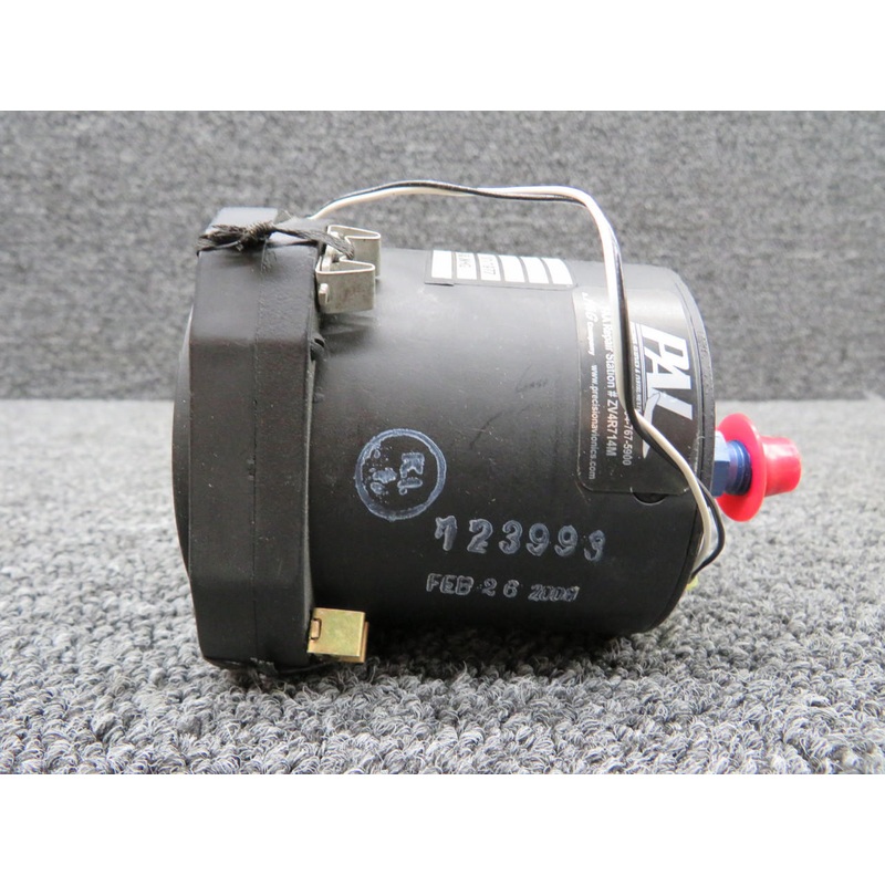 6121-E.34 United Instruments Lighted Manifold Pressure Indicator