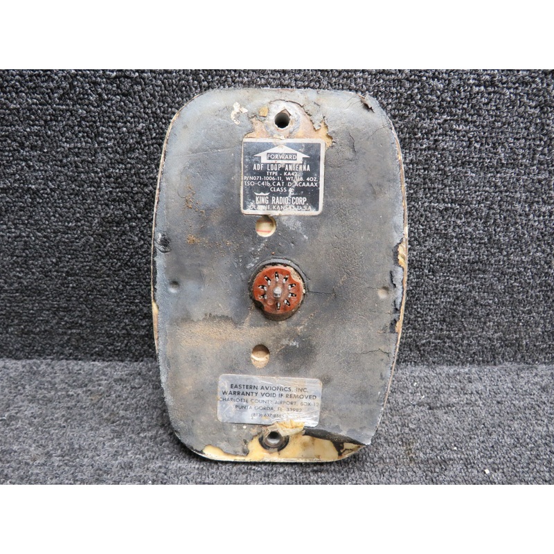 071-1006-11 King Radio KA-42 ADF Loop Antenna (White) (Worn Paint)