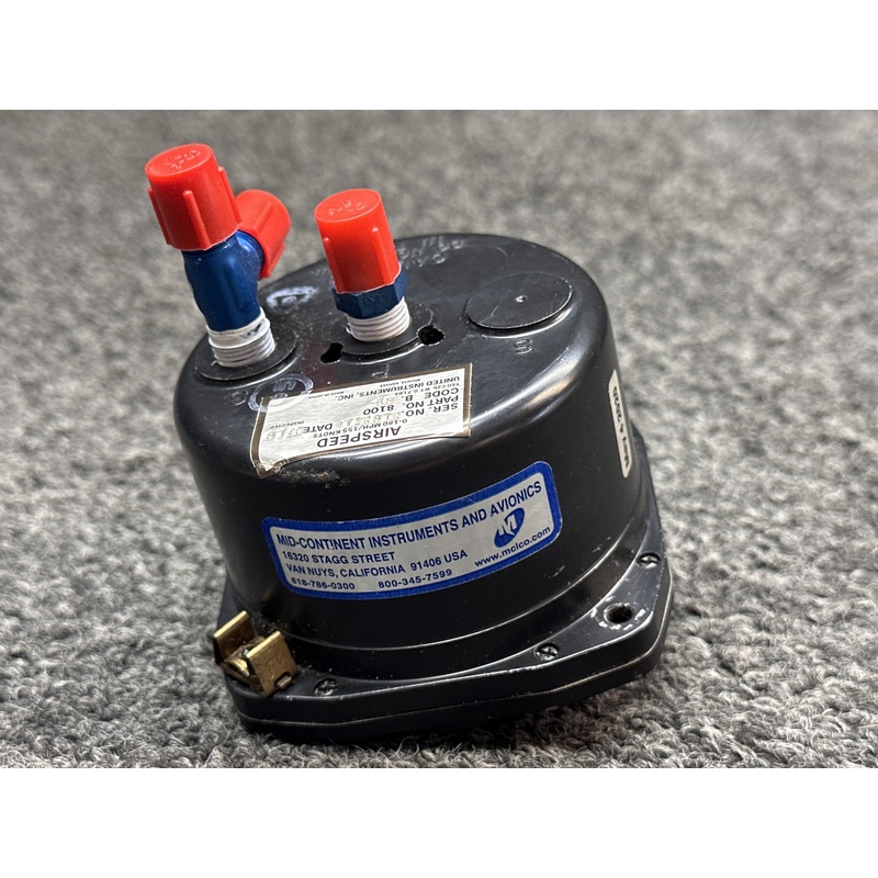 8100 United Instruments True Airspeed Indicator (Code B.95) (Worn Face)