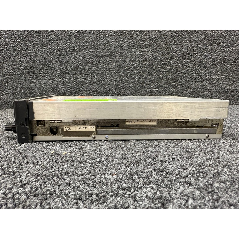 069-1024-05 King Radio KX155 VHF Nav, Comm Radio with Glideslope (28V)