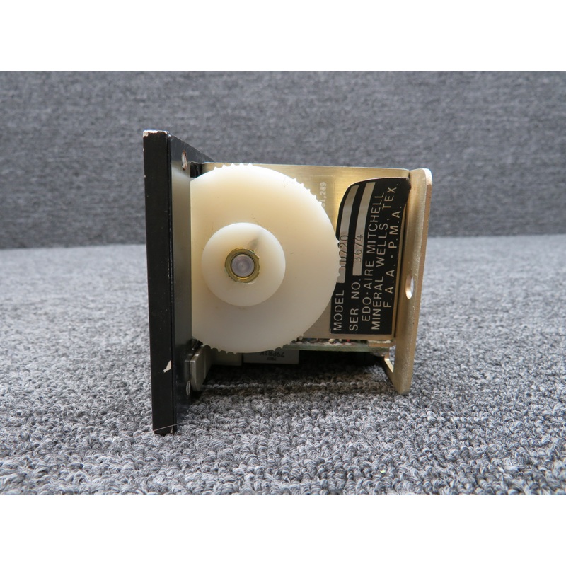 1D720 Edo-Aire Autopilot Command Console (Worn Face) (14V)