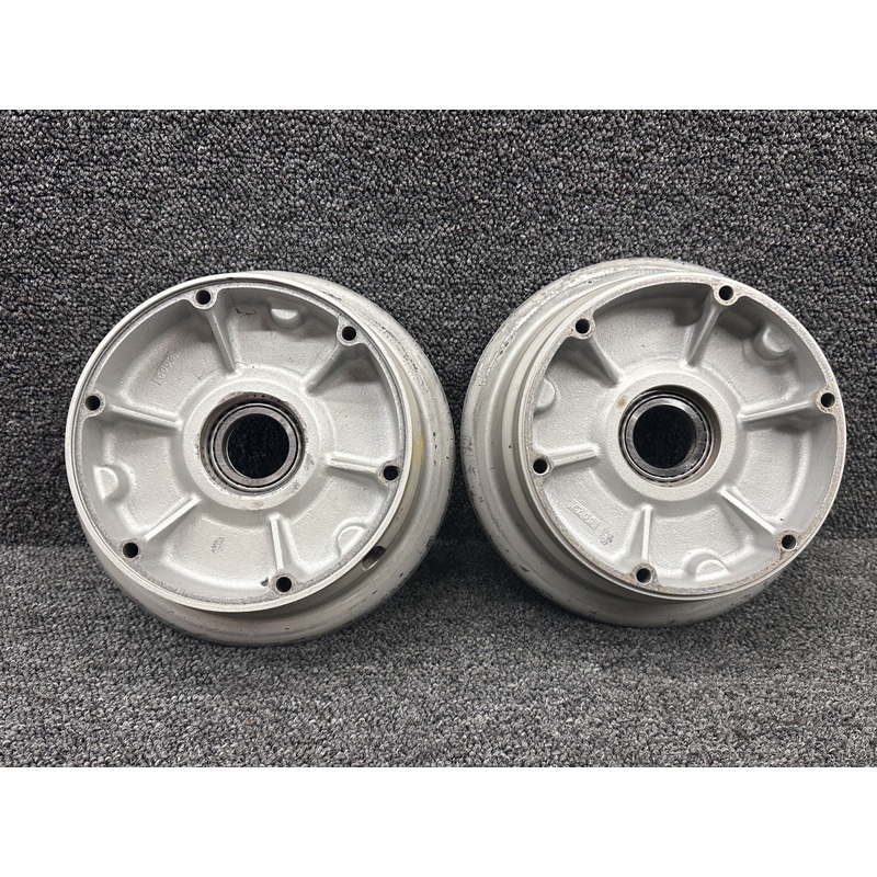 40-98A (Alt: C163001-0501) Cleveland Main Gear Wheel 7.00-8