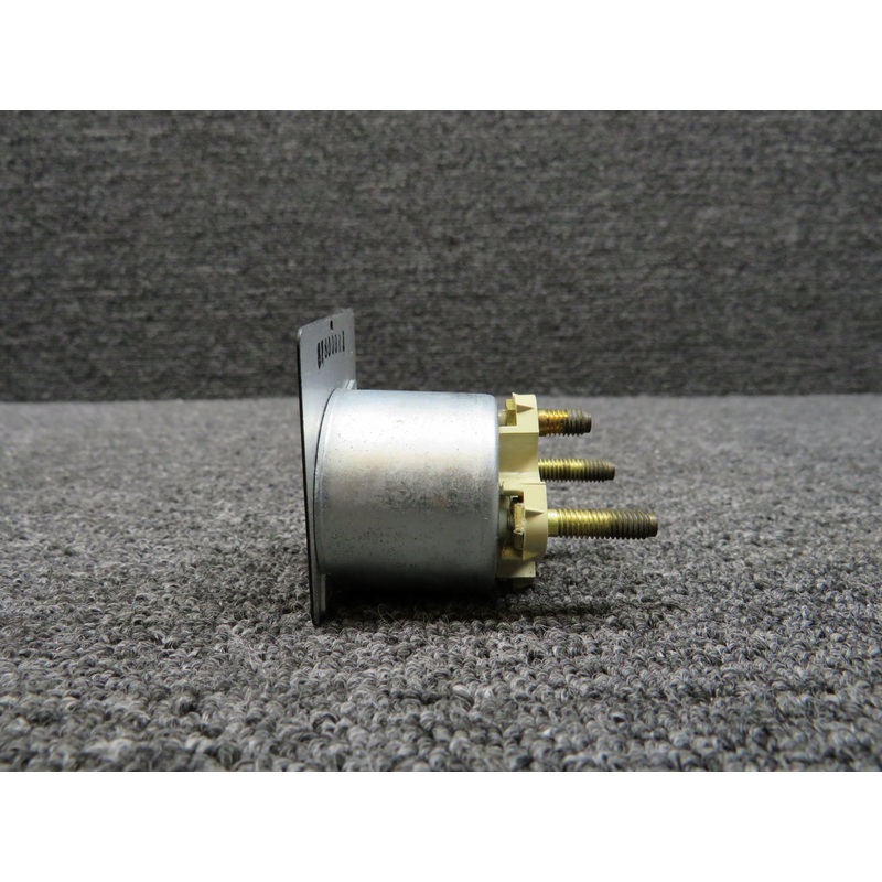 824166 Stewart-Warner Right Tank Fuel Quantity Indicator (32 Gal. Usable)