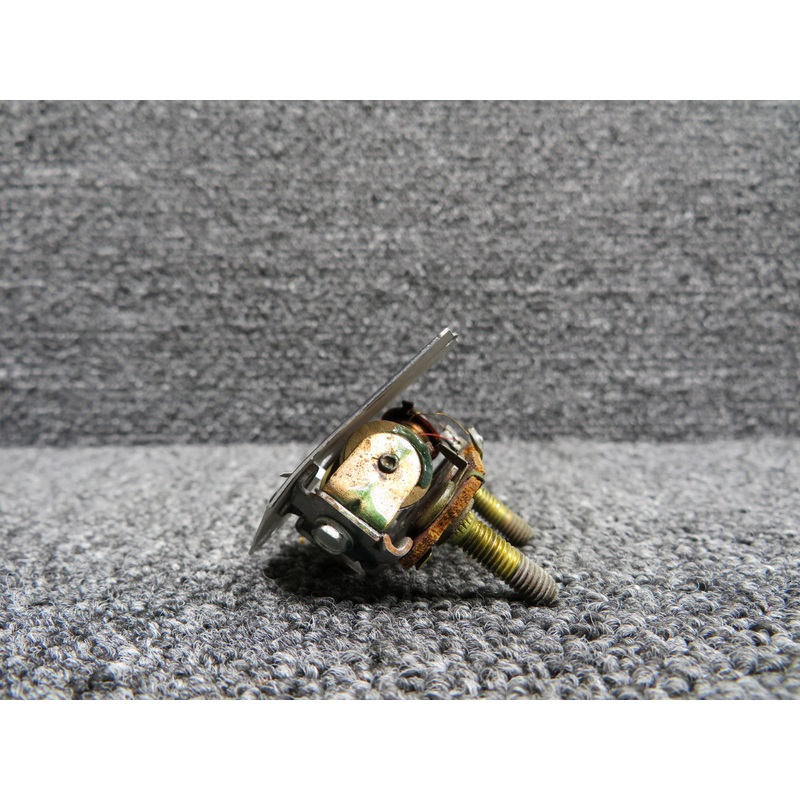 827725 Stewart-Warner Oil Temperature Indicator (Bent)