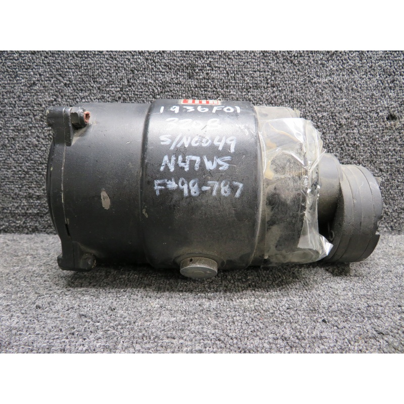 GG201B1 Honeywell Vertical Gyro Indicator (Worn Face)