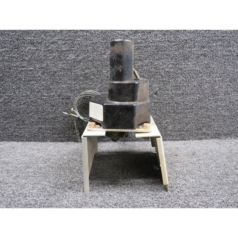 1C465-1-732R Edo-Aire Servo with Mount