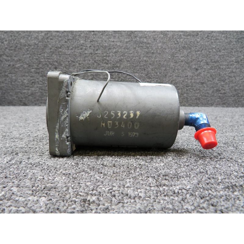 3001-0101 (Alt: C668511-0101) United Altitude Pressure Indicator, Lighted (5V)