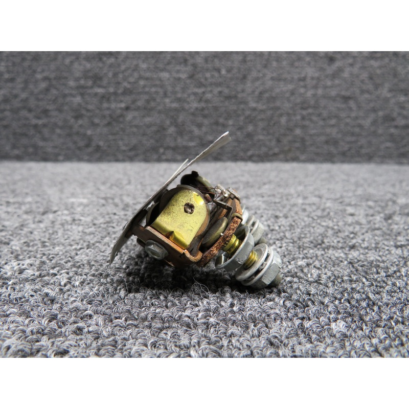 813137 Stewart-Warner Oil Temperature Indicator (Worn and Chipped Face)