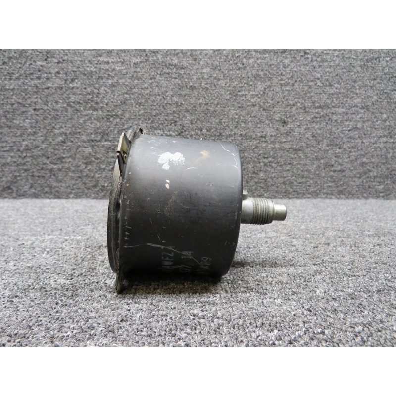831113 Stewart-Warner Recording Tachometer (Hours: 2723.57) (Loose Parts) (Core)