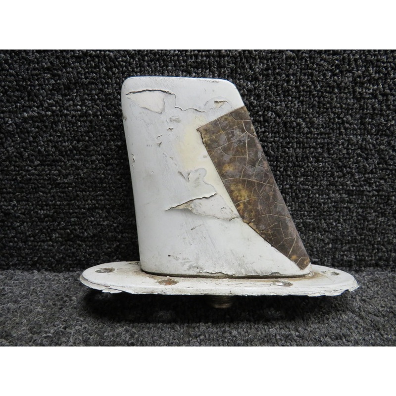 L10-16 Collins DME Antenna (Worn Paint)