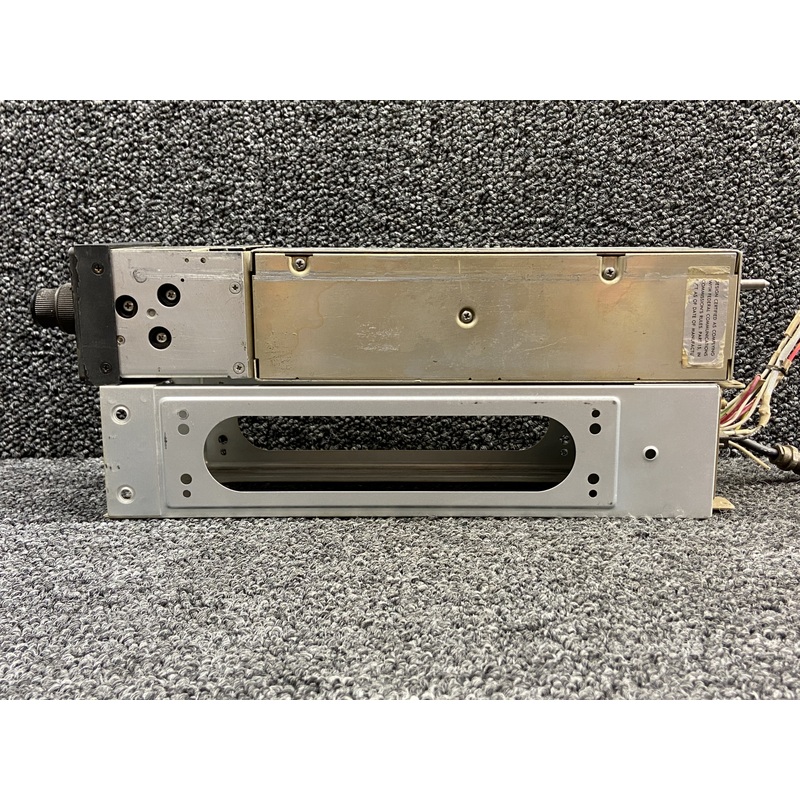 622-2081-002 Collins VIR-350 Navigation Radio with Tray (Volts: 14)