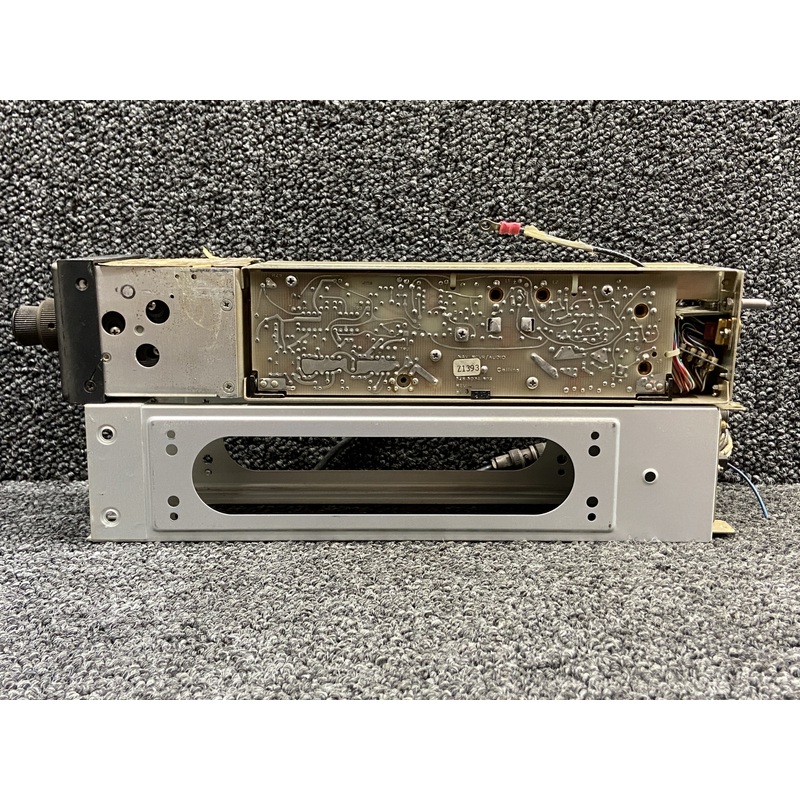 622-2081-002 Collins VIR-350 Navigation Radio with Tray (Volts: 14) (Core)