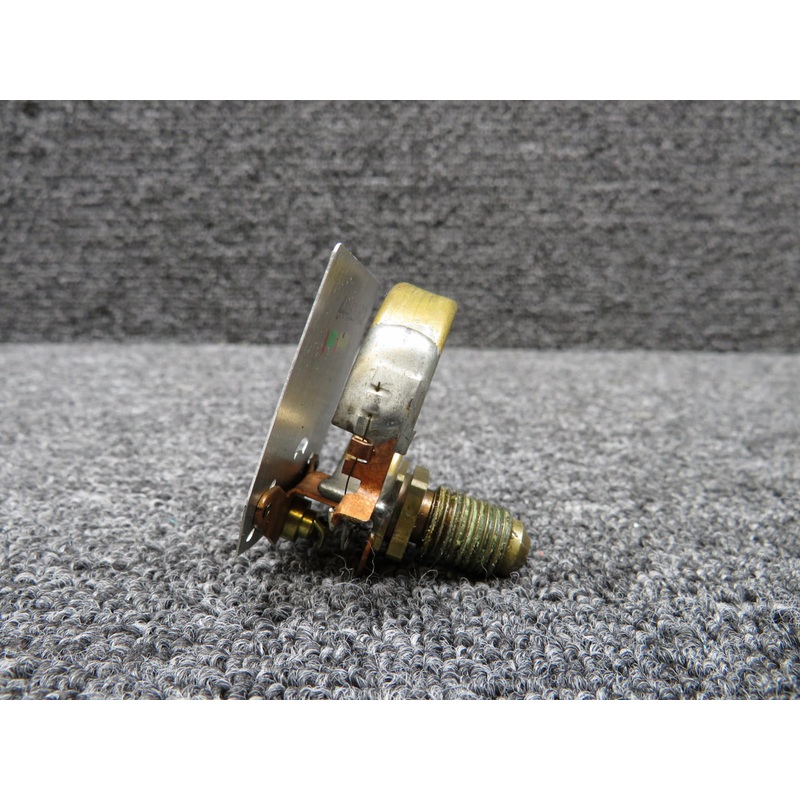 814661 Stewart-Warner Oil Pressure Indicator (Scratched, Worn Face)
