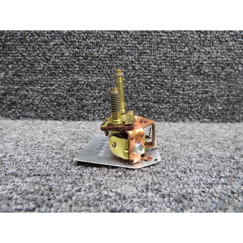 817440 Stewart-Warner Indicator (Worn, Dented Face)