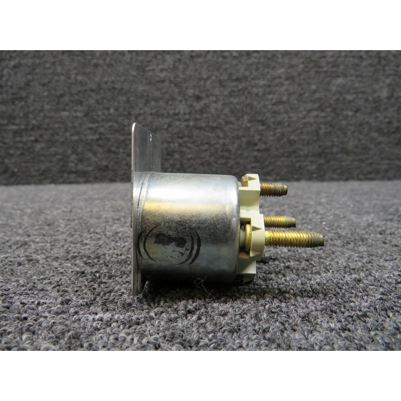 824166 Stewart-Warner Right Tank Fuel Quantity Indicator (34 US Gallons Usable)