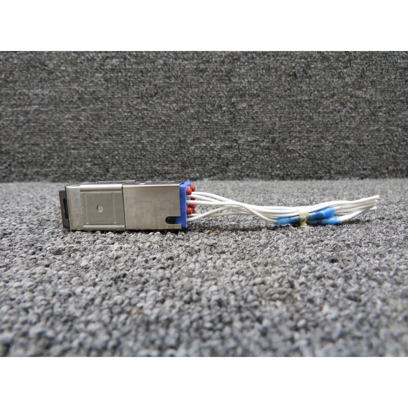 M22885-108-5114E Push Button On-Off Illuminated Switch