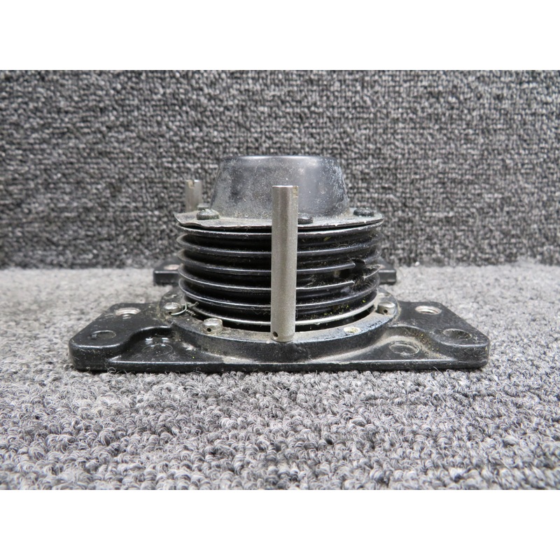 065-0015-01 King Radio KSM-375 Servo Mount	(Black)