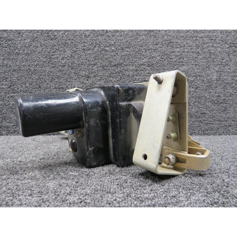 1C373-4-454 Edo-Aire Pitch Servo Assembly with Mounting Bracket
