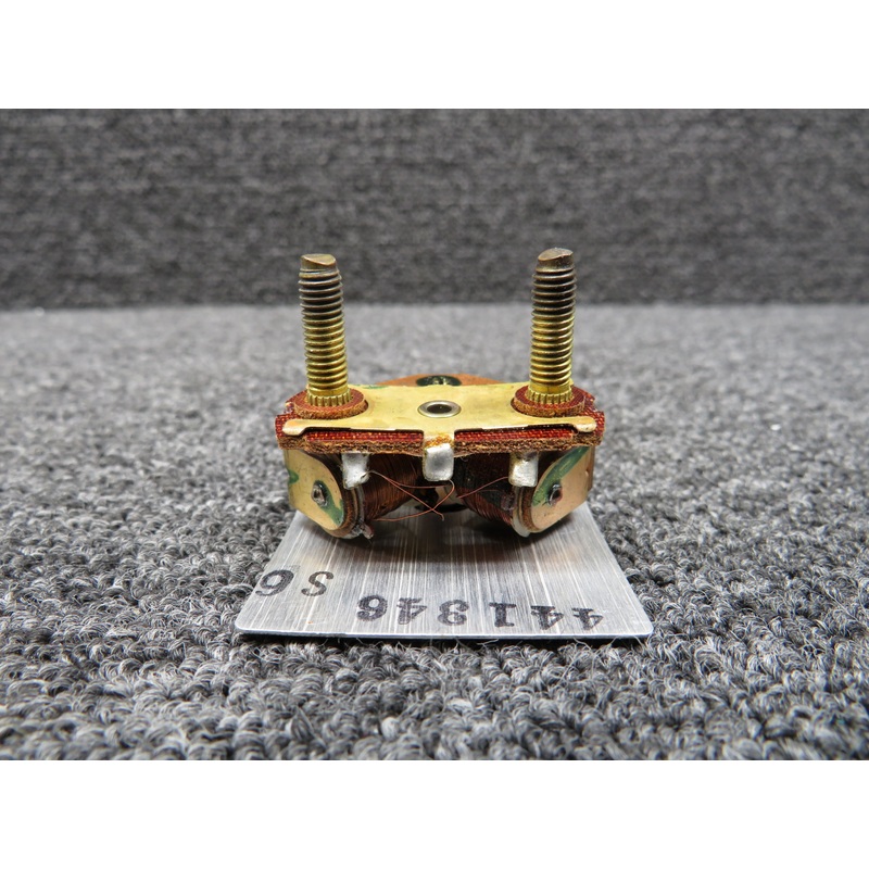 819136 Stewart-Warner Right Fuel Tank Quantity Indicator (Broken Needle) (Core)